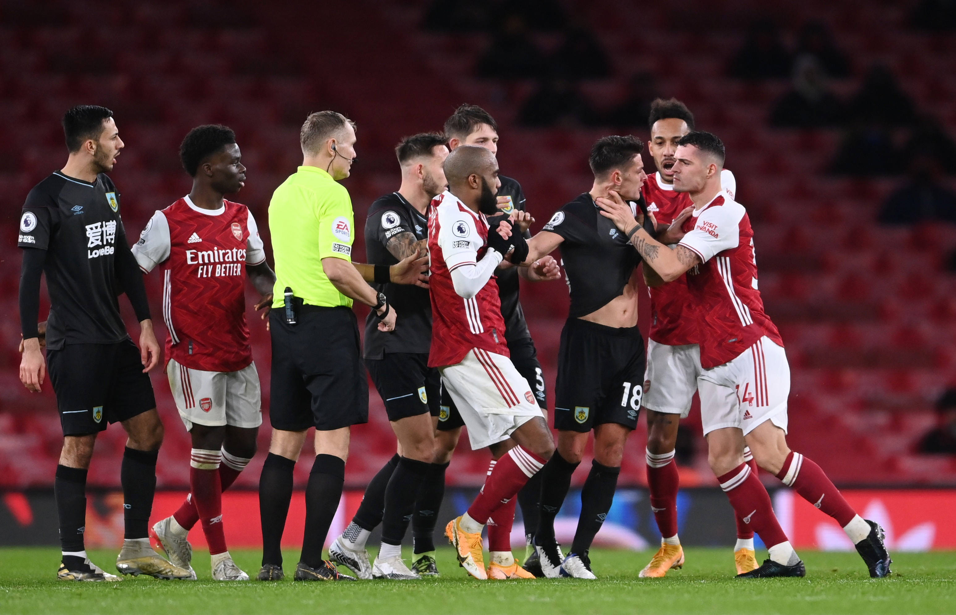 球世界中 球世界中